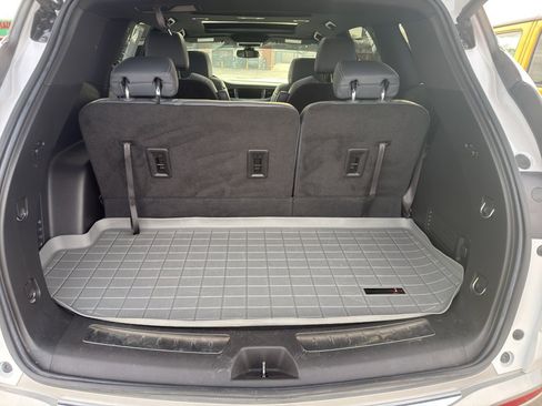 Used 2022 Buick Enclave Essence w/ Experience Buick Package image 6