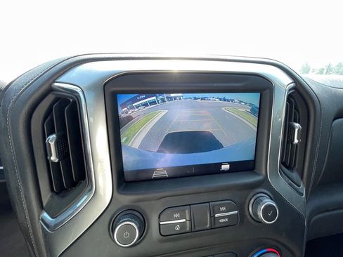 Used 2022 Chevrolet Silverado 1500 RST AWD/4WD image 14