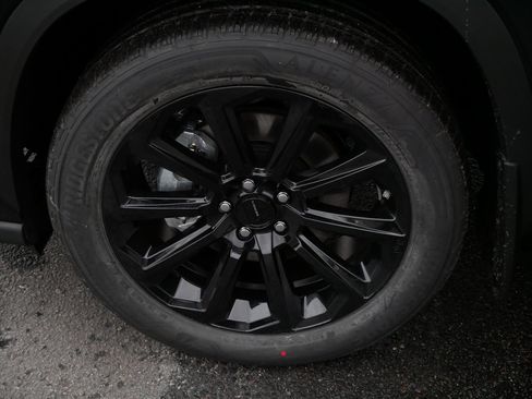 Certified 2026 Toyota Highlander XLE image 15