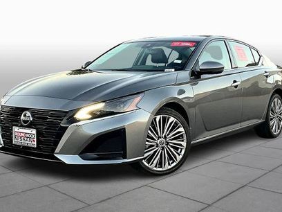 Certified 2023 Nissan Altima 2.5 SL