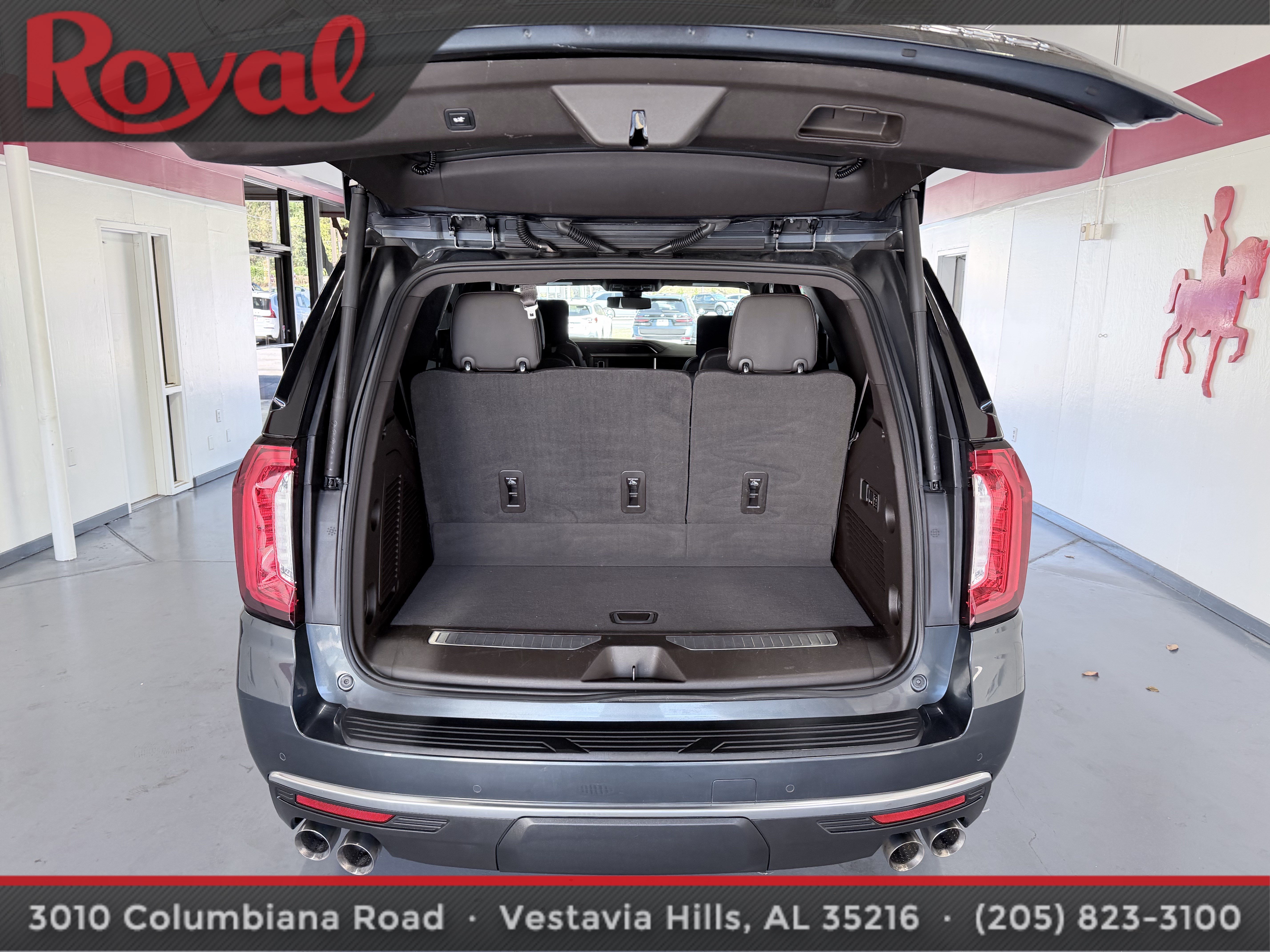 Used 2021 GMC Yukon Denali AWD/4WD image 6