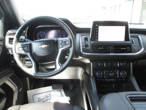 Used 2024 Chevrolet Tahoe LT w/ Luxury Package AWD/4WD image 13