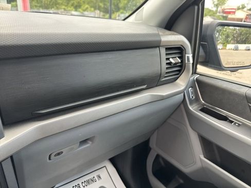 Used 2024 Ford F150 XLT image 26