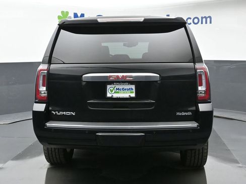 Used 2015 GMC Yukon Denali w/ Touring Package AWD/4WD image 26