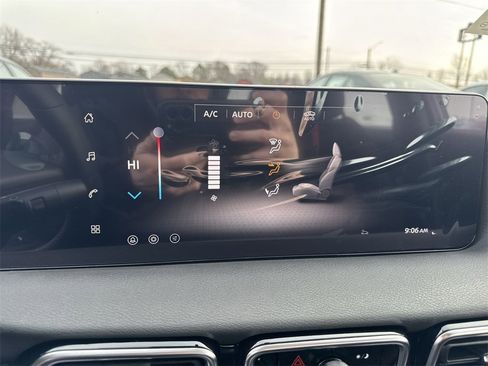 New 2026 Nissan Sentra SR w/ Floor Mat Package image 19