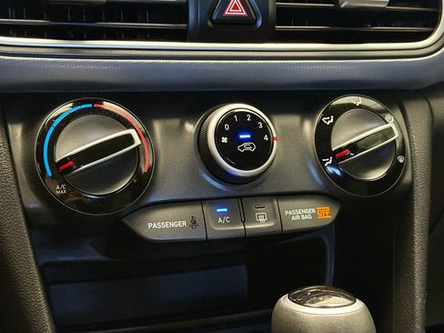 Used 2020 Hyundai Kona SEL FWD image 10