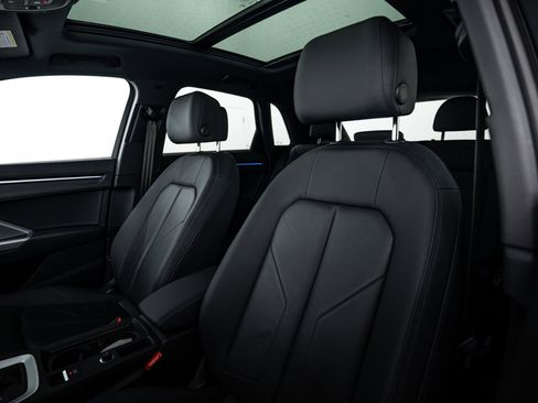 Certified 2023 Audi Q3 2.0T Premium Plus w/ Premium Plus Package image 16