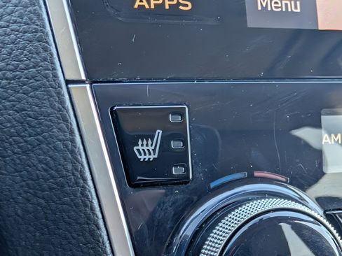 Used 2018 Subaru Outback 3.6R Limited image 20