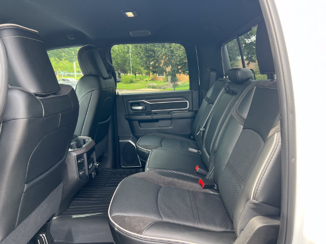 Used 2026 RAM 2500 Laramie AWD/4WD image 5