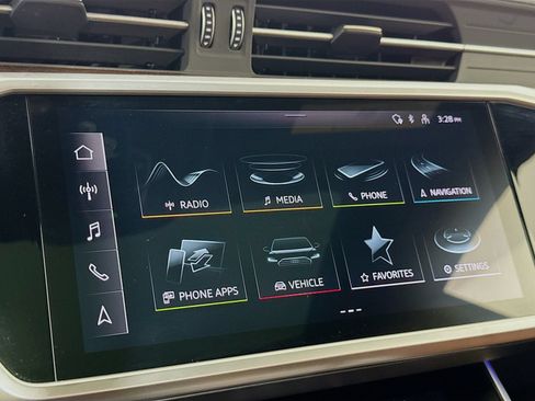 Certified 2022 Audi A7 3.0T Prestige w/ S Line Package AWD/4WD image 16