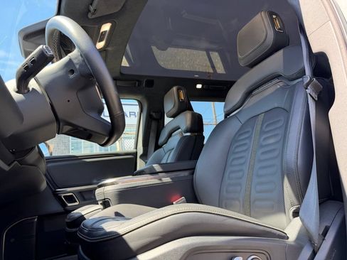 Used 2023 Rivian R1S Adventure AWD/4WD image 9