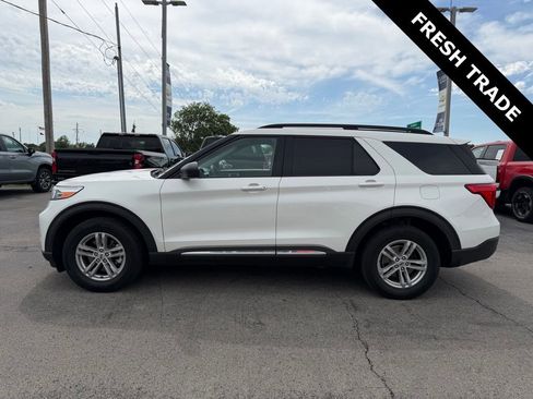 Used 2021 Ford Explorer XLT AWD/4WD image 4