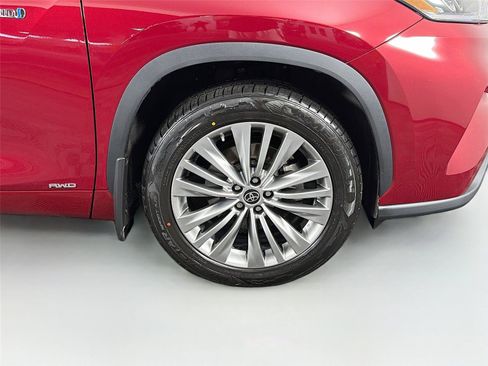 Used 2021 Toyota Highlander Platinum AWD/4WD image 37