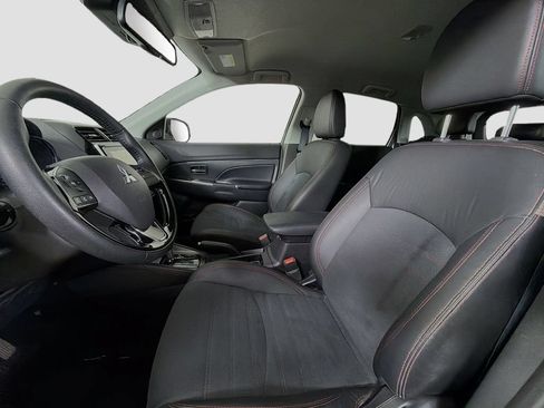 Used 2023 Mitsubishi Outlander Sport SE AWD/4WD image 13