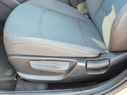 Used 2025 Kia K4 FWD image 11
