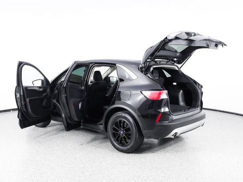 Used 2020 Ford Escape SE FWD image 13