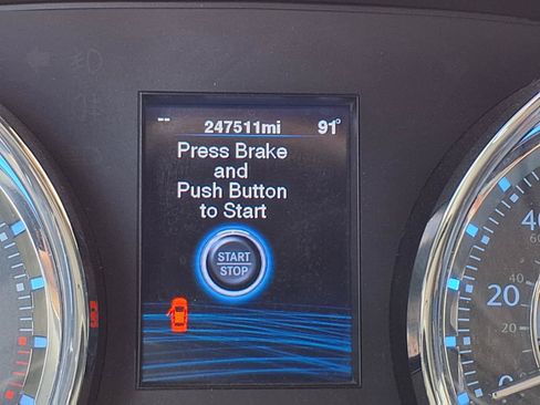 Used 2012 Chrysler 300 RWD image 11