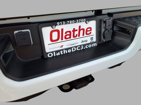 Used 2023 RAM 2500 Limited image 28