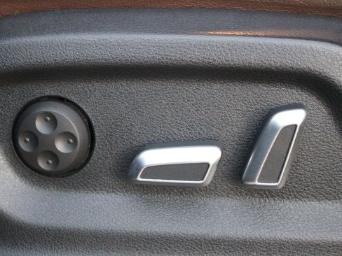 Used 2017 Audi Q5 2.0T Premium image 17