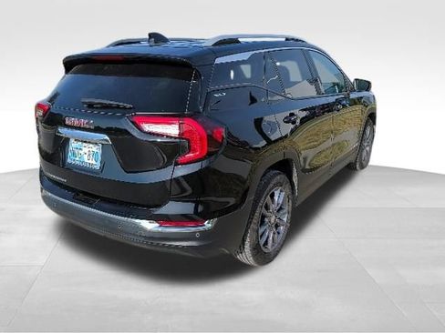 Used 2022 GMC Terrain SLT FWD image 3