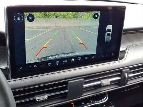 Used 2024 Lincoln Corsair FWD image 18