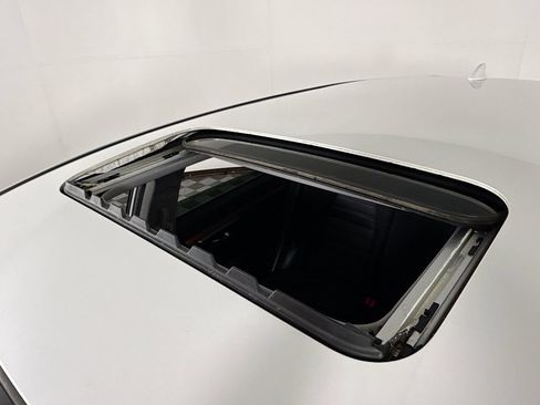 Used 2019 Honda CR-V EX image 42
