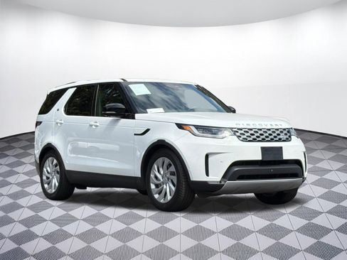 Used 2025 Land Rover Discovery S AWD/4WD image 7