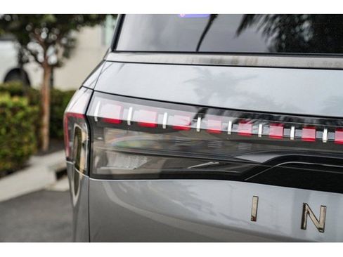 New 2026 INFINITI QX80 4WD w/ Sport Exterior Package image 7