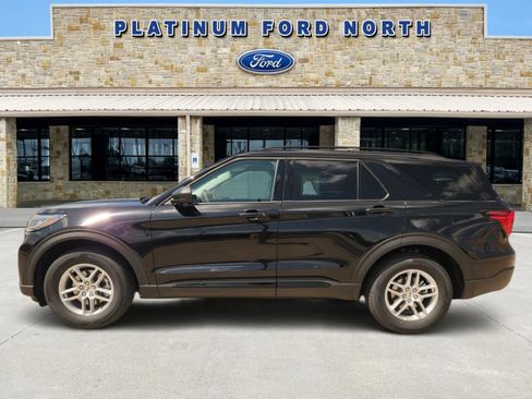 New 2026 Ford Explorer Active image 3