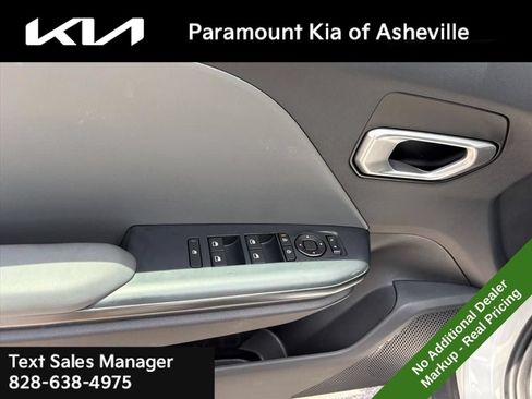 New 2026 Kia K4 FWD image 24
