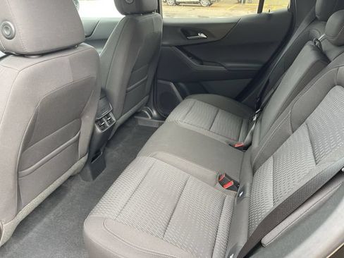 Used 2026 Chevrolet Equinox LT AWD/4WD image 13