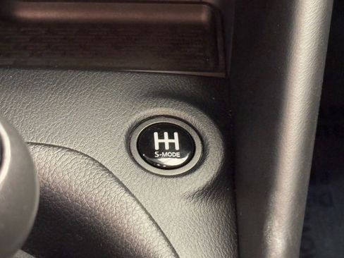 Certified 2024 Nissan Z Performance w/ Floor Mat Package image 23