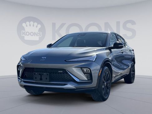 Used 2024 Buick Envista Sport Touring w/ Convenience I Package image 1