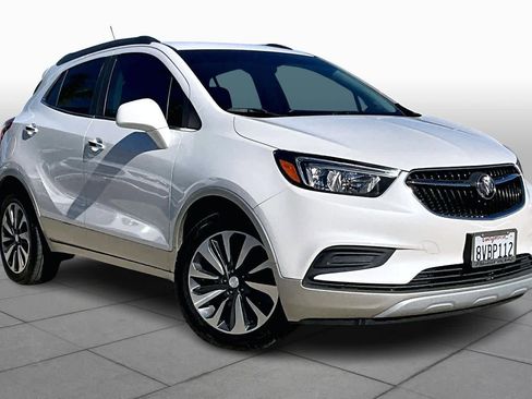Used 2021 Buick Encore Preferred w/ Safety Package image 2