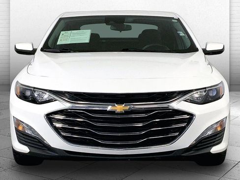 Used 2024 Chevrolet Malibu LT image 2
