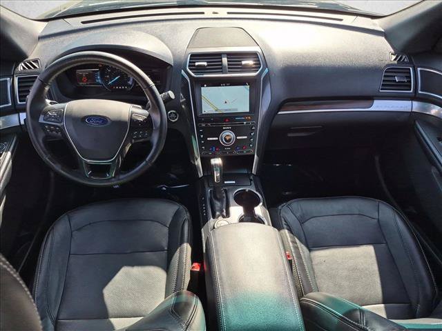 Used 2017 Ford Explorer Limited AWD/4WD image 18