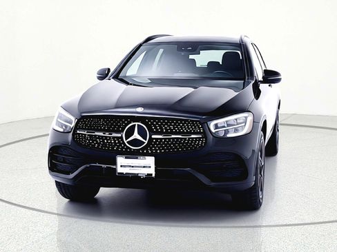 Used 2022 Mercedes-Benz GLC 300 image 3