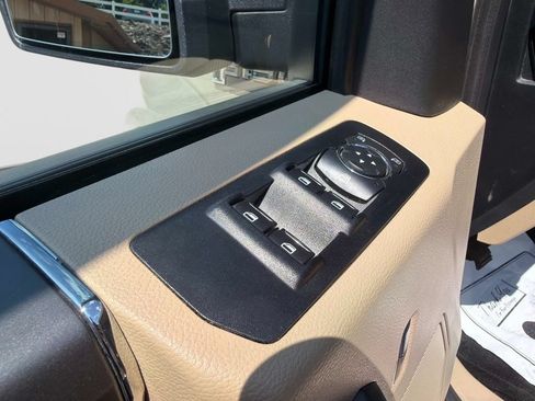 Used 2017 Ford F150 XLT w/ Equipment Group 302A Luxury AWD/4WD image 19