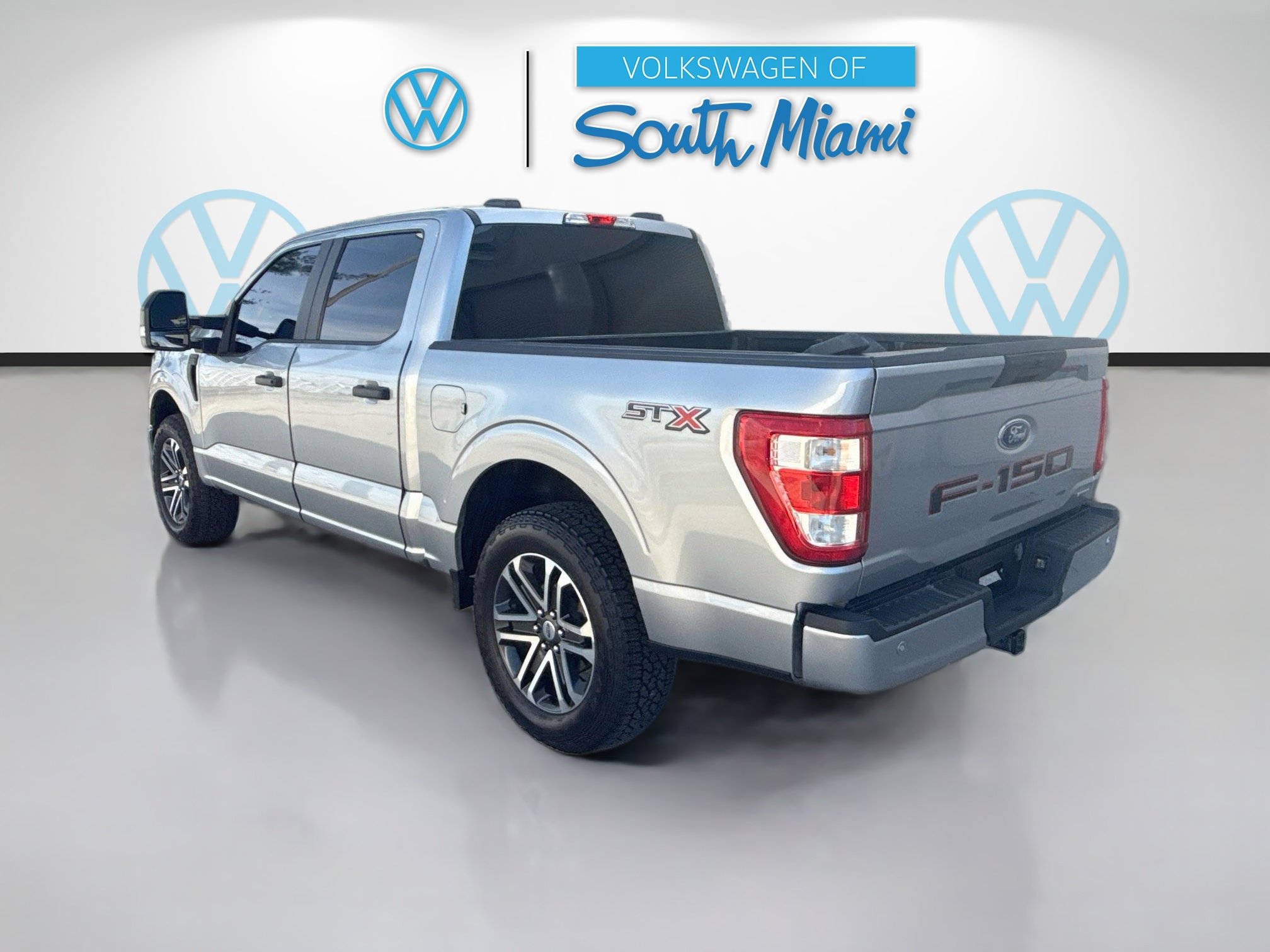 Used 2023 Ford F150 XL RWD image 5