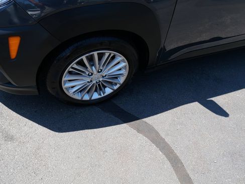Used 2021 Hyundai Kona SEL Plus AWD/4WD image 35