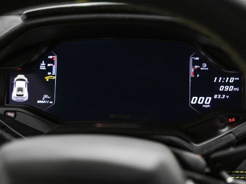 Used 2018 Lamborghini Huracan Performante image 16