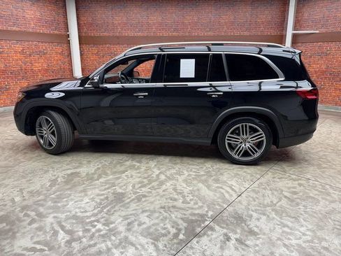 Certified 2025 Mercedes-Benz GLS 450 GLS 450 image 2