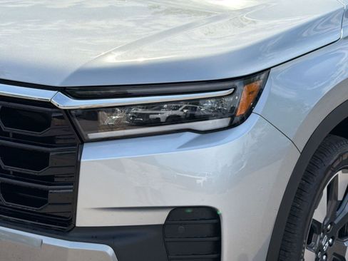 New 2026 Honda Pilot Touring image 11