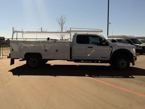New 2026 Ford F450 XL w/ XL Chrome Package AWD/4WD image 4
