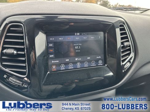 Used 2020 Jeep Compass Latitude image 14