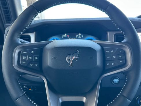 New 2026 Ford Bronco Outer Banks w/ Sasquatch Package AWD/4WD image 22
