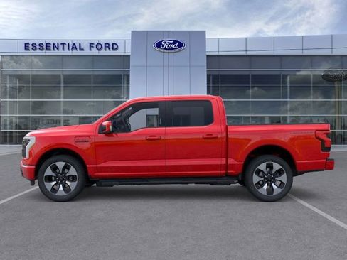 Used 2022 Ford F150 Lightning Platinum image 3