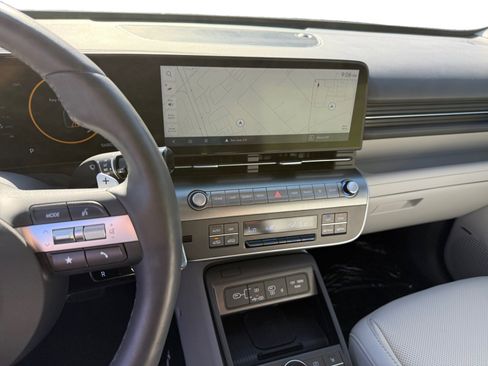 Certified 2025 Hyundai Kona Limited image 12