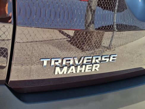 Used 2022 Chevrolet Traverse LT FWD image 5