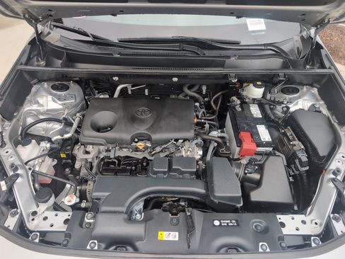 Certified 2023 Toyota RAV4 LE image 33